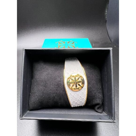 Rustic Cuff Snake Cuff - Picture 8 of 8